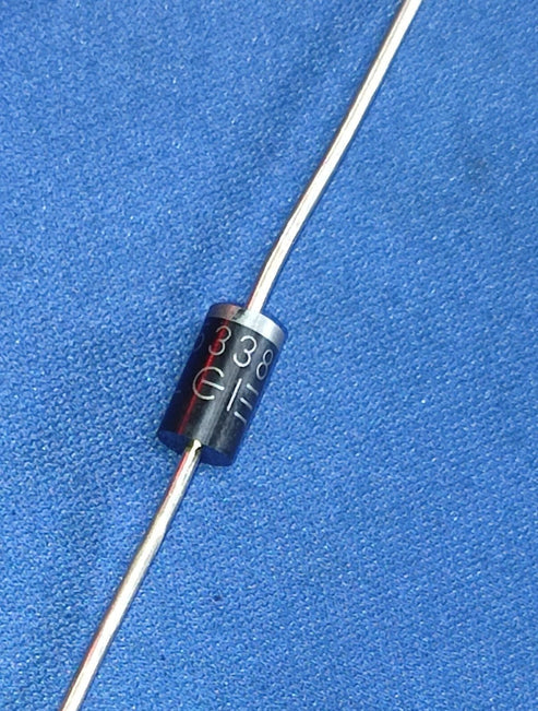 5.1V 5W Zener Diode 1N5338B DO-15 LGE 5338 IBAT20524