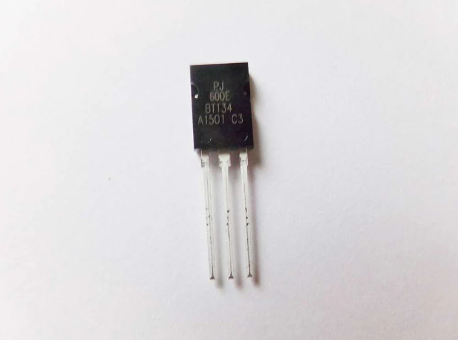 BT134-600E TO-126 Thyristor TRIAC 600 V 4A