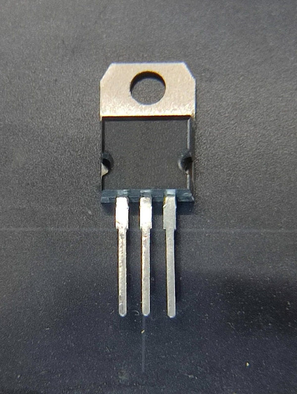 7809CT TO220 ONSEMI 1A 9V VOLTAGE REGULATOR IBAT12199