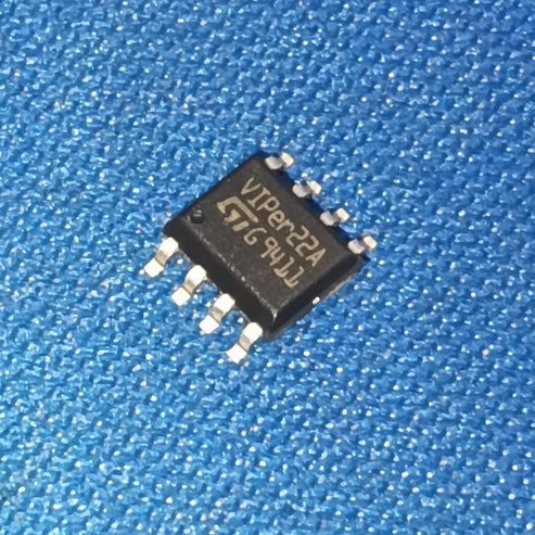 VIPER22ASTR-E SO-8 SMD ST IBAT20820
