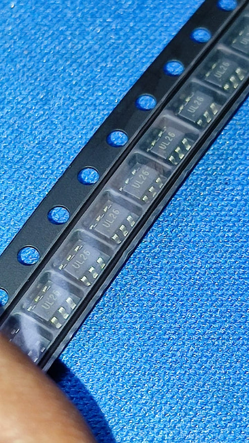 USBLC6-2SC6 SOT-23-6 UL26 ST ESD and Surge Protection TVS IBAT20900