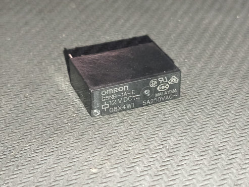 G5NB-1A-E DC12 7x20.4mm OMRON 12V 5A SPST-NO Relays IBAT21450