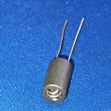 ZER6H-6*10-3.0T ZE 700?@100MHz Ferrite Bead D6xL10mm IBAT20635