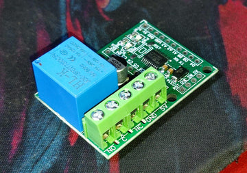 STM8S003F3P6TR with Relay BREAKOUT BOARD 5V IBAT21406