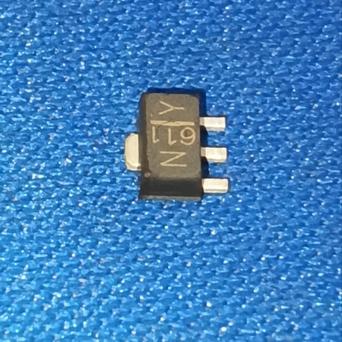 2SA1213-Y(TE12L,ZC NY SC-62 smd TOSHIBA transistor PNP 50V 2A A1213 IBAT20962