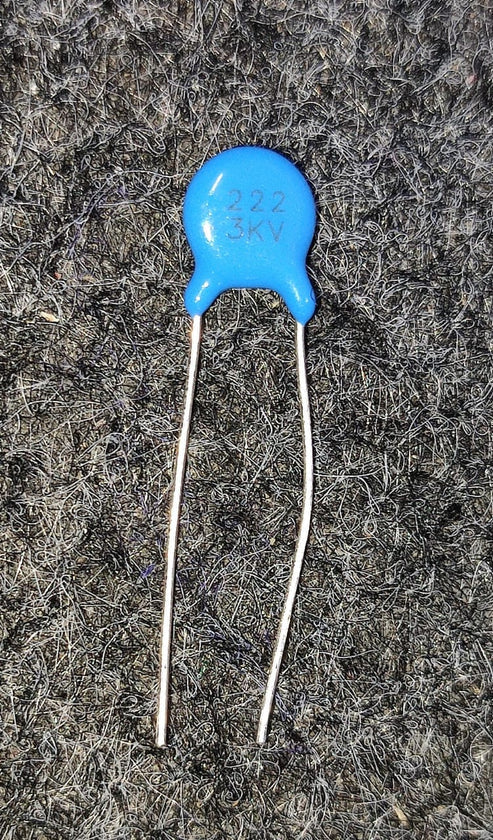 222 3KV 2.2NF ceramic disc Film capacitor 20%  IBAT20540