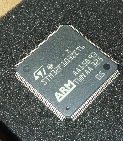 STM32F103ZET6 LQFP-144(20x20) STMicroelectronics ARM-M3 Microcontrollers  IBAT20749