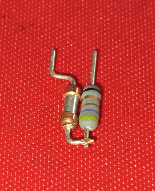 470 ohm 0.5w Fuse Resistor FRN1/2W470RJFuse TyoHM  500mW ±5%  IBAT20853