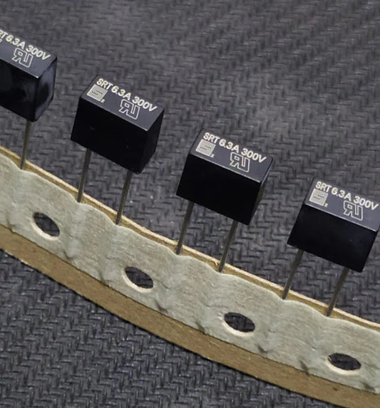 6.3A 300V RECTANGULAR FUSE