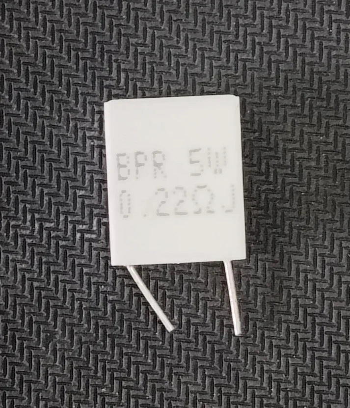 0.22 ohm 5W WIRE WOUND RESISTOR 0E22 0R22 vertical