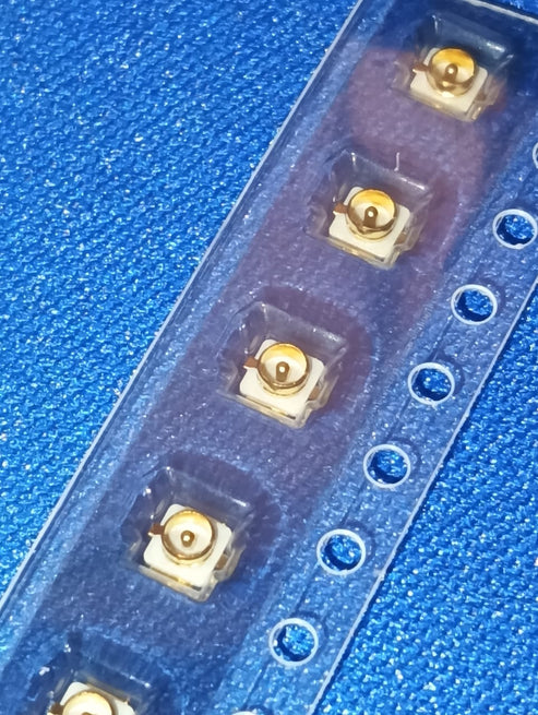 BWIPX-1-001E SMD BAT WIRELESS 1 Inner pin IPEX Board-End 6GHz  SMD Coaxial Connectors (RF)  IBAT20955