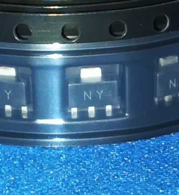 2SA1213 SOT-89 ALJ PNP Transistors 50V 2A A1213 1213 NY  IBAT20637