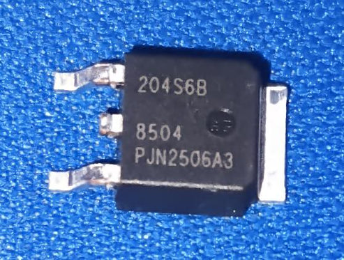 BTA204S-600B,118 TO-252(DPAK) WeEn 204S-600B 600V  4A TRIACs  IBAT21257