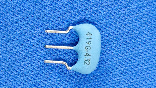 CSTLS4M19G53-B0 4.19MHz SIP-3-2.5mm Ceramic Resonator