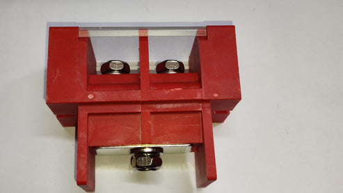 RED 200A ESS FENCE TERMINAL 1IN 2OUT CONNECTOR  IBAT20975