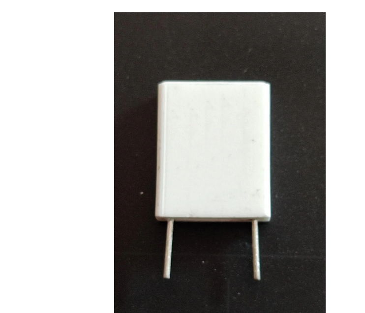0.33 ohm 5W WIRE WOUND RESISTOR 0E33 vertical