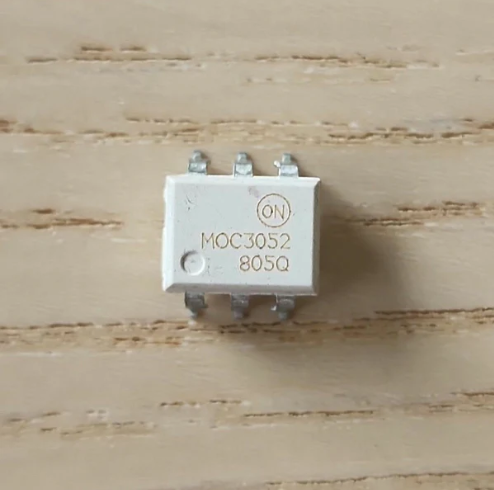 MOC3052 SMD opto coupler ONSEMI