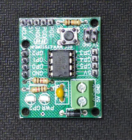 PIC12F675 PIC DEVELOPMENT BOARD