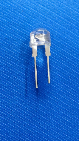 Strawhat WHITE 0.5 WATT LED 8mm