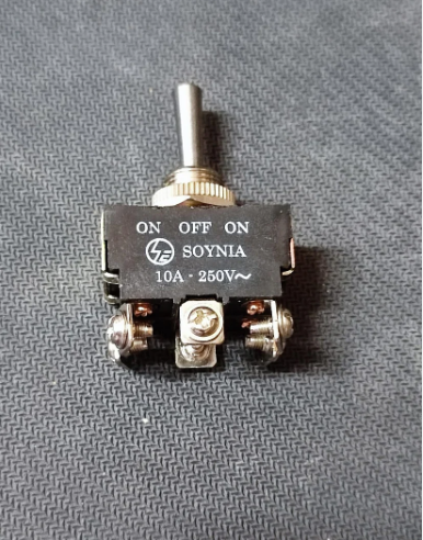 Toggle Switche SE609  10 Amp DPDT On Off On 6 leg