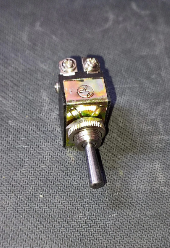 Toggle Switche SE609  10 Amp DPDT On Off On 6 leg
