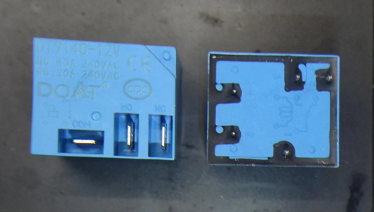 DT9140-12V BOX RELAY 12V 40A DOAT