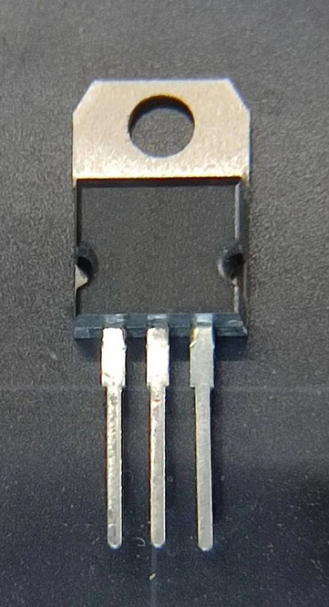 BTA08-600BRG TO220 8A Triac 600V ST