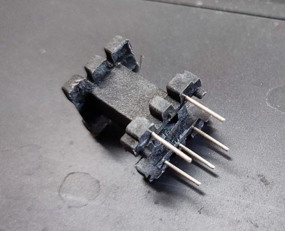 EE25 BOBBIN  5 LEG