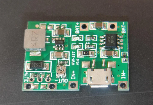 HW-357 TP4056 lithium Battery Charging with stepup boost module