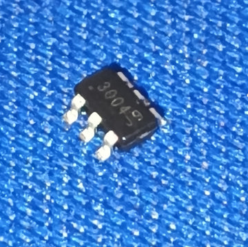 ZXGD3004E6TA SOT-23-6  40V 8A Gate Drivers 3004  IBAT21032